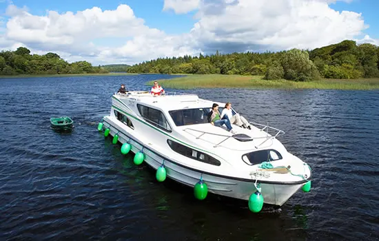 Hausboot chartern in Irland - hier Boot Magnifique 